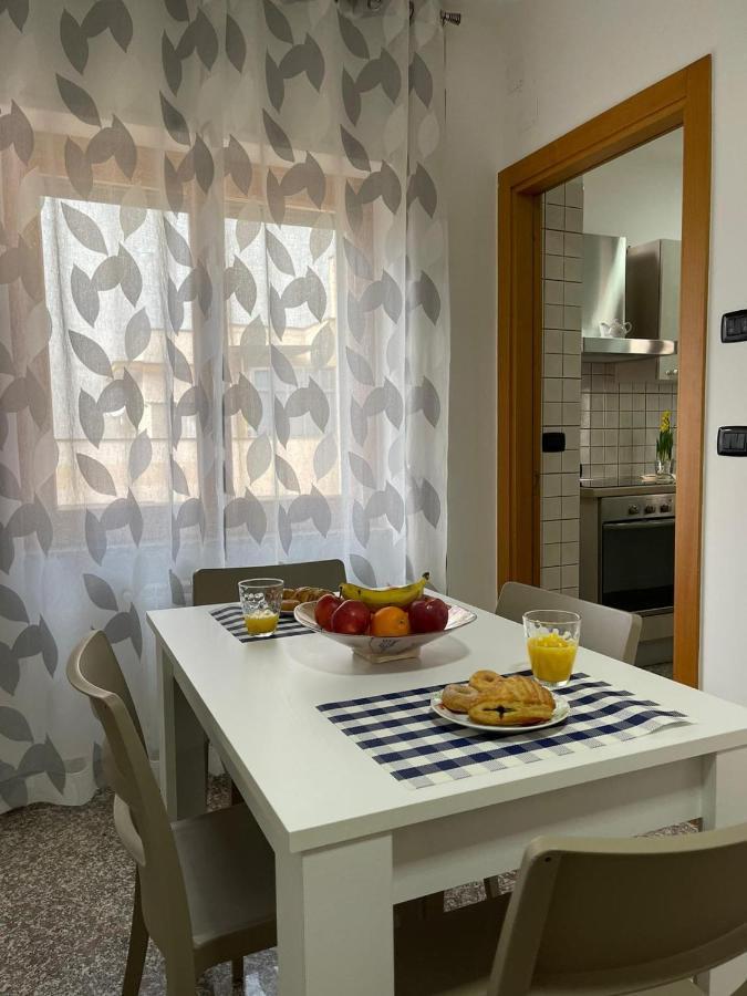 Marval Apartment Монополи Екстериор снимка